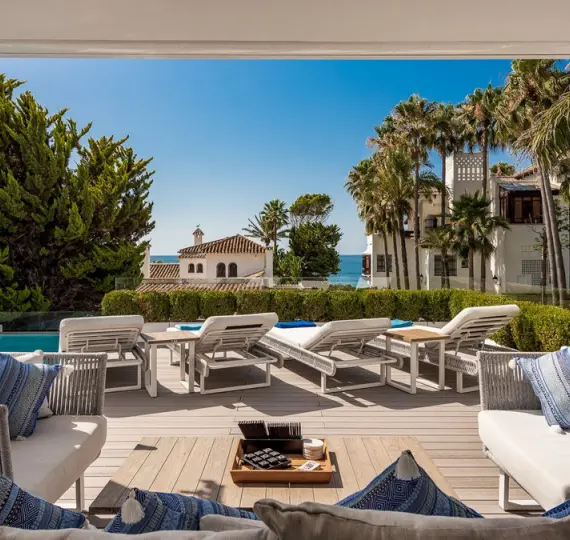 Detached villa R4841641