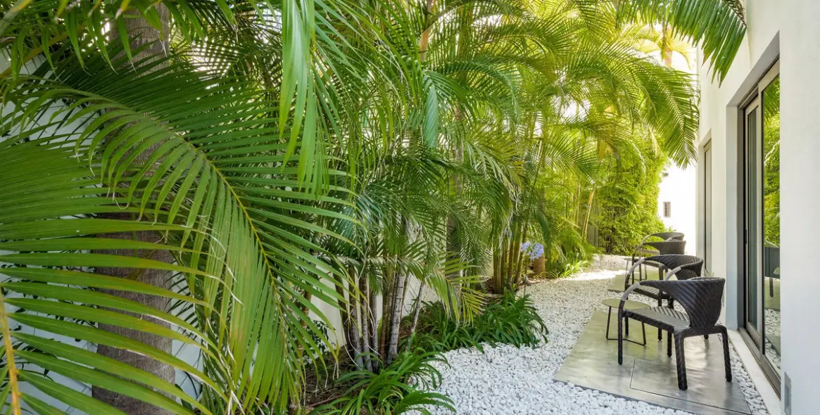 Sale of detached villa in Marbella (district The Golden Mile) 10