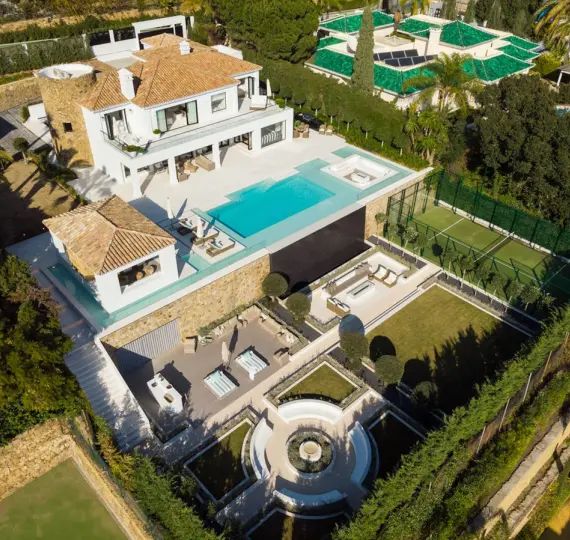 Detached villa R5148595