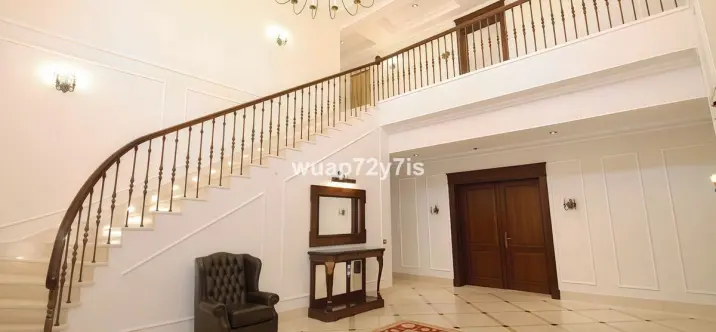 Detached villa R5104297 1