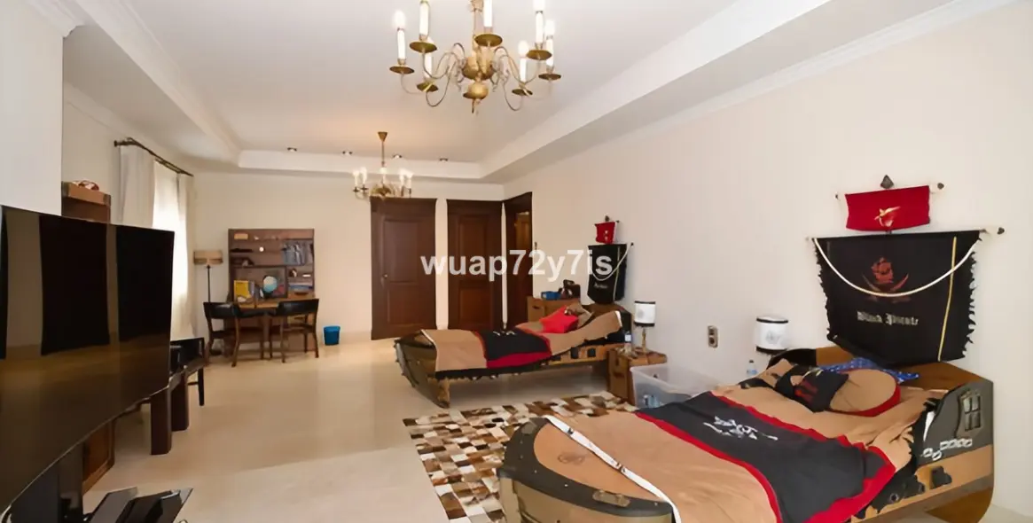 Sale of detached villa in Marbella (district Marbella) 8