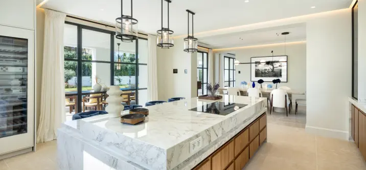 Detached villa R5156452 1