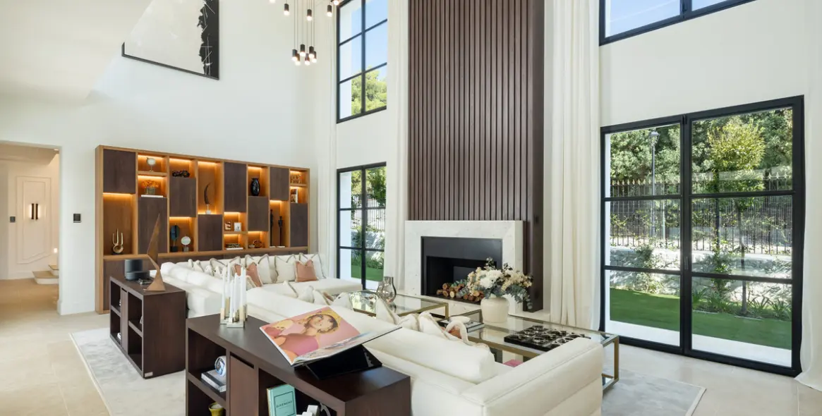 Sale of detached villa in Marbella (district The Golden Mile) 6