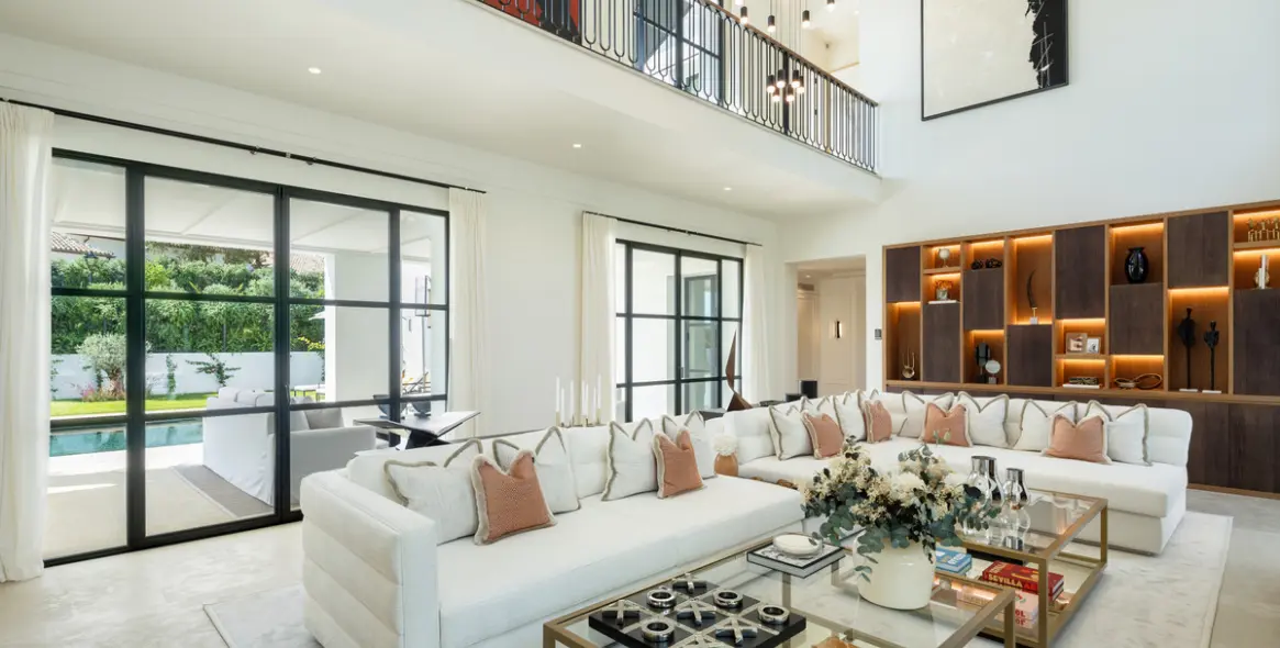 Sale of detached villa in Marbella (district The Golden Mile) 7