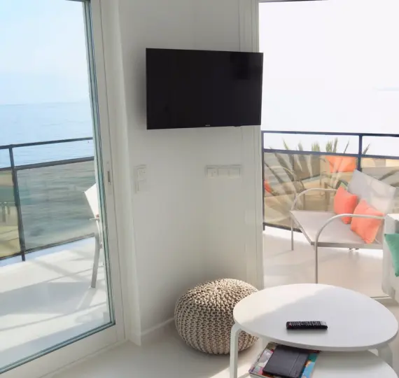 Short-term rent of middle floor apartment in Marbella