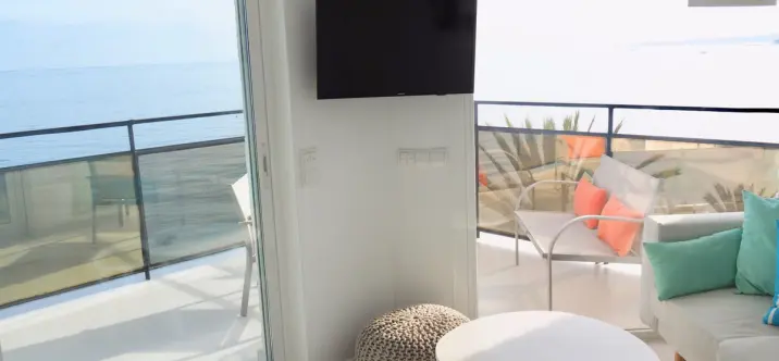 Short-term rent of middle floor apartment in Marbella 1