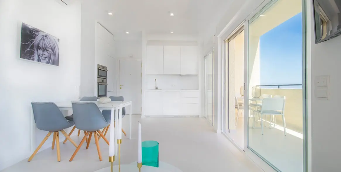 Short-term rent of middle floor apartment in Marbella 8