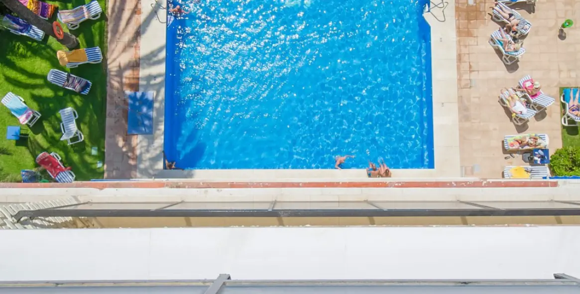 Short-term rent of middle floor apartment in Marbella 20