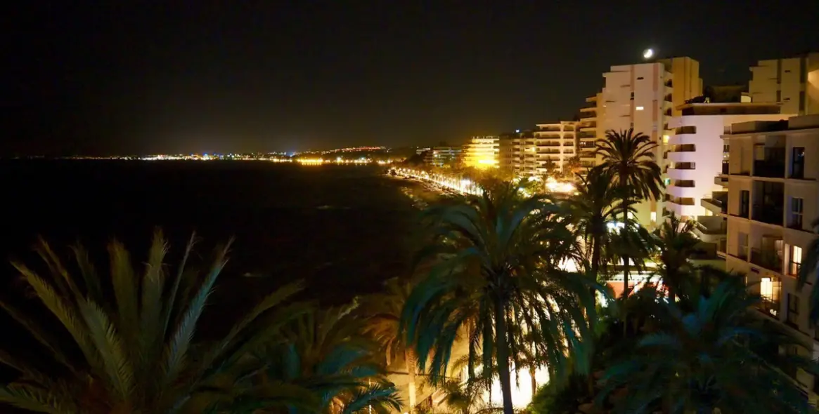 Alquiler a corto plazo de apartamento en planta media en Marbella 23