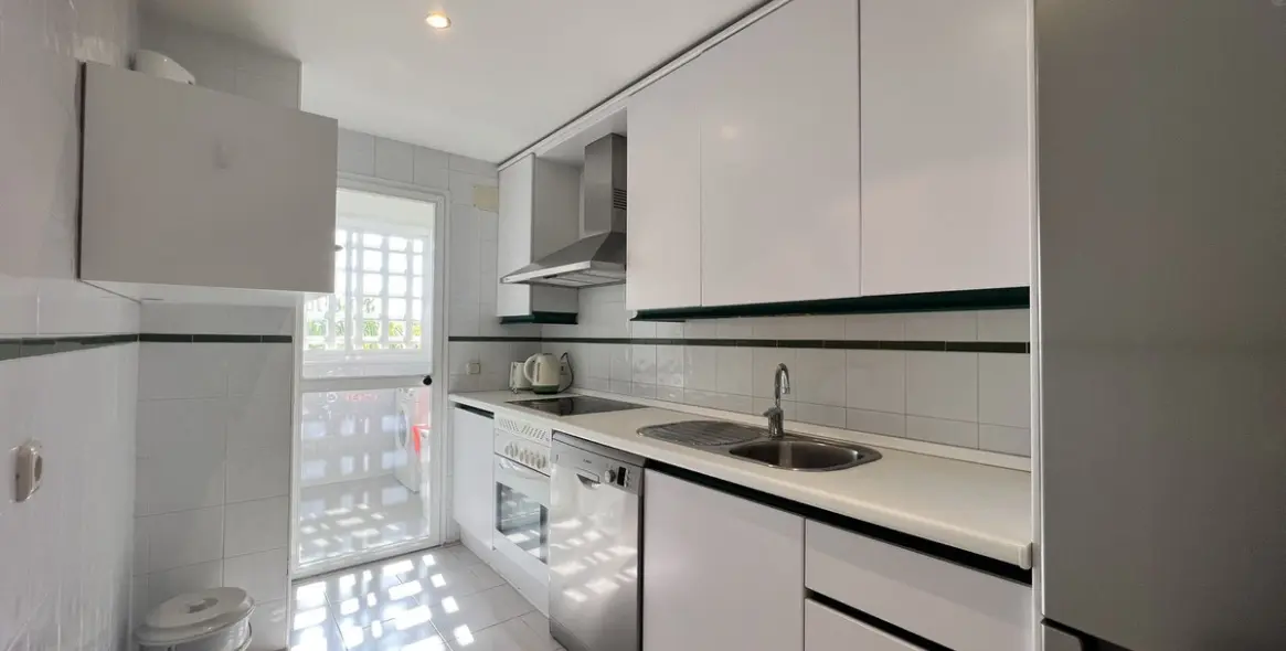 Краткосрочная аренда пентхауса в The Golden Mile 23