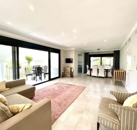 Short-term rent of ground floor apartment in Elviria