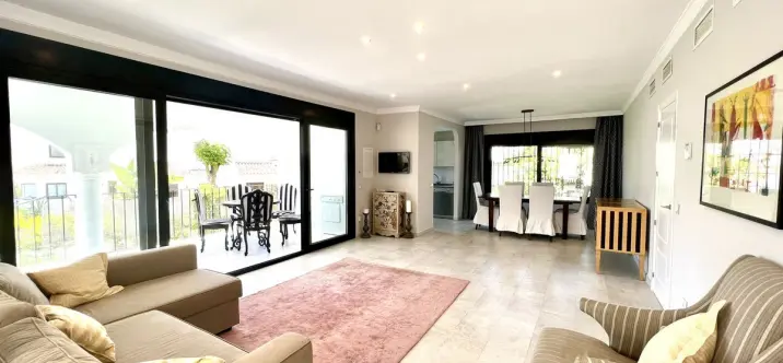 Short-term rent of ground floor apartment in Elviria 3