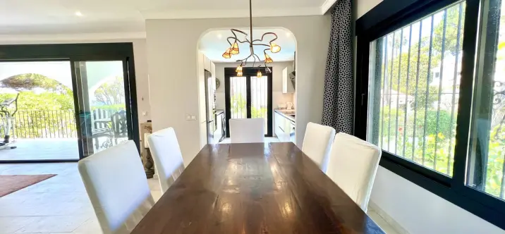 Short-term rent of ground floor apartment in Elviria 4