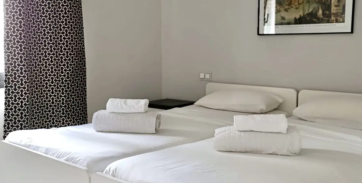 Short-term rent of ground floor apartment in Elviria 10