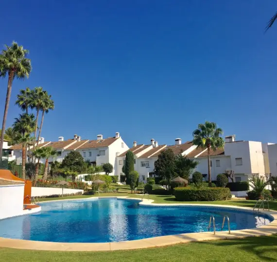 Short-term rent of townhouse in Atalaya