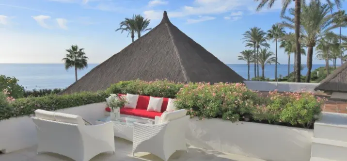 Short-term rent of ground floor apartment in New Golden Mile 0