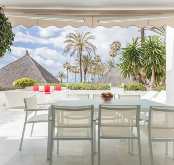 Short-term rent of ground floor apartment in New Golden Mile