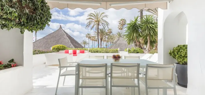 Short-term rent of ground floor apartment in New Golden Mile 1