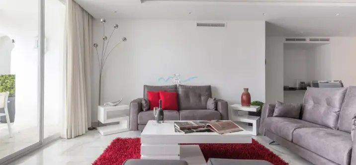 Short-term rent of ground floor apartment in New Golden Mile 3