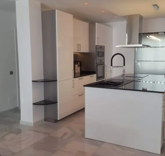 Short-term rent of ground floor apartment in New Golden Mile