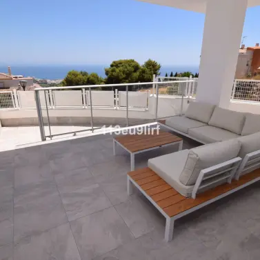 Alquiler a corto plazo de apartamento en planta baja en Benalmadena Pueblo