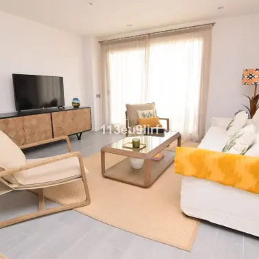 Alquiler a corto plazo de apartamento en planta baja en Benalmadena Pueblo