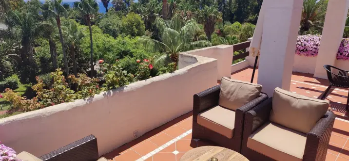 Short-term rent of penthouse in Puerto Banús 0