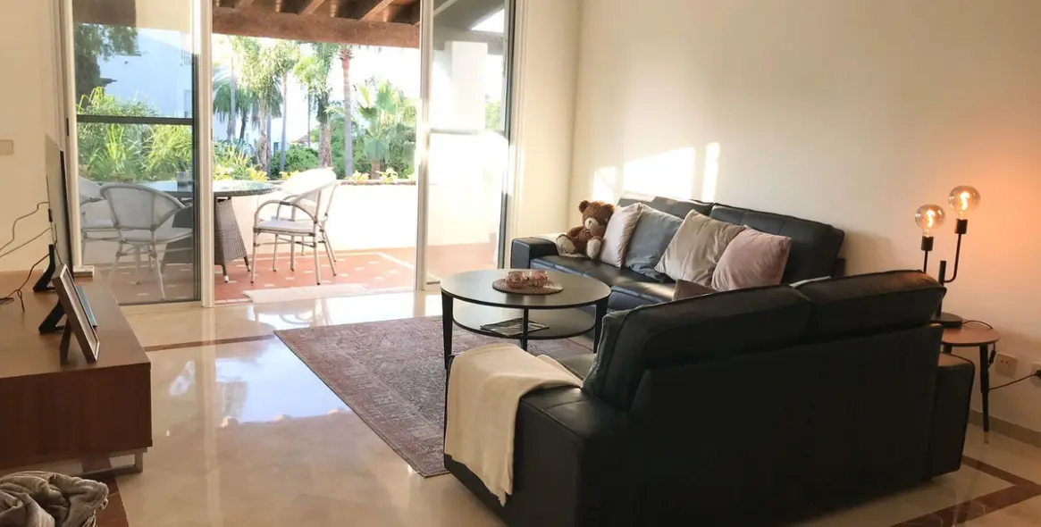 Short-term rent of penthouse in Puerto Banús 19