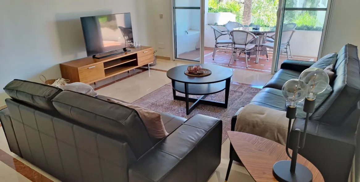 Short-term rent of penthouse in Puerto Banús 20