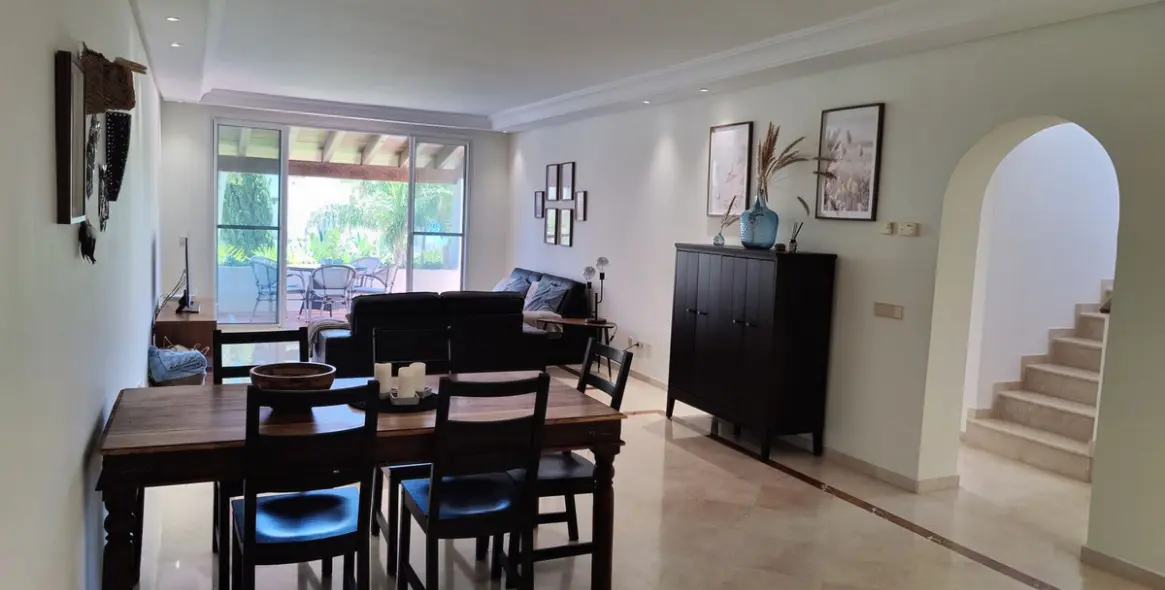 Краткосрочная аренда двухуровневого пентхауса в Puerto Banús 24