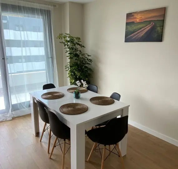 Short-term rent of middle floor apartment in Estepona