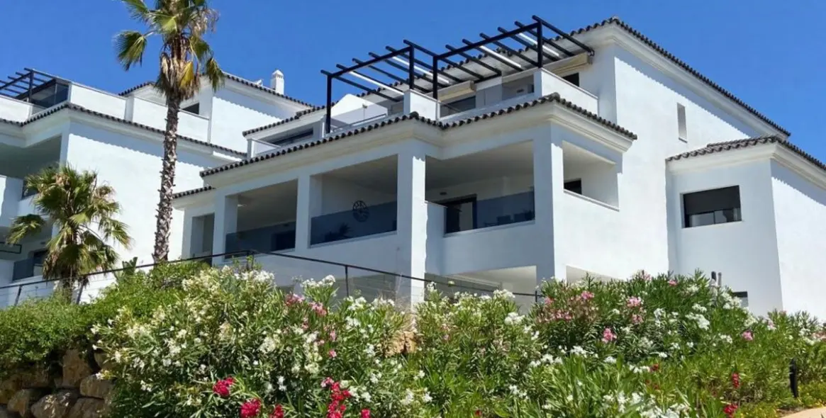 Краткосрочная аренда пентхауса в Estepona 1