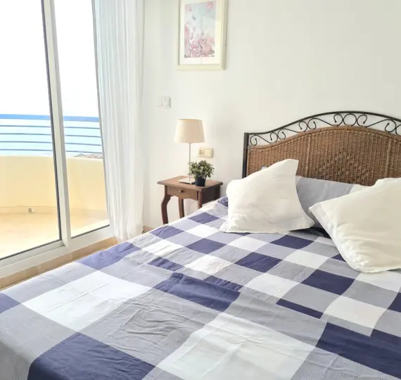 Short-term rent of middle floor apartment in Marbella