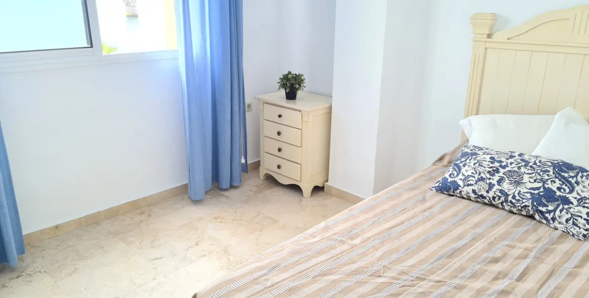 Short-term rent of middle floor apartment in Marbella 5