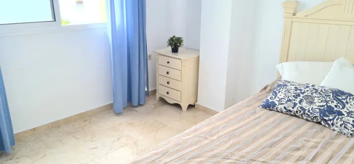 Short-term rent of middle floor apartment in Marbella 4