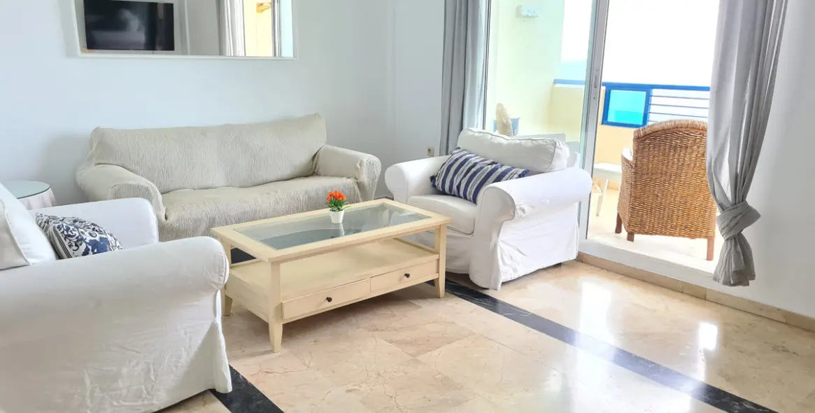 Short-term rent of middle floor apartment in Marbella 15