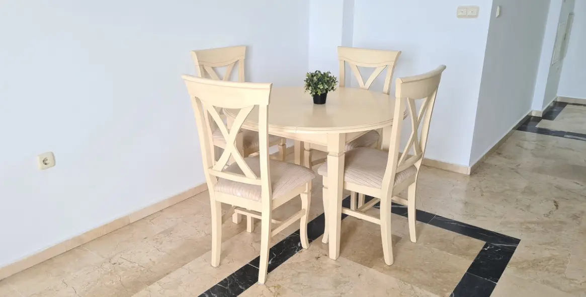 Short-term rent of middle floor apartment in Marbella 17