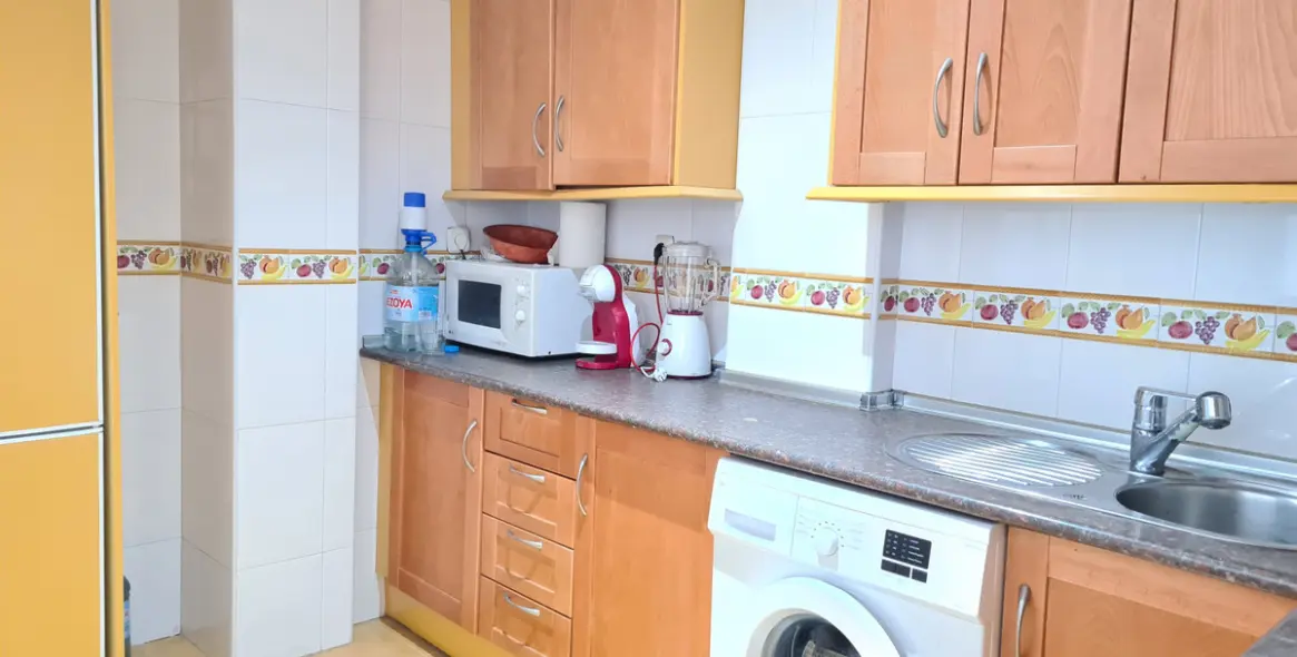 Short-term rent of middle floor apartment in Marbella 20