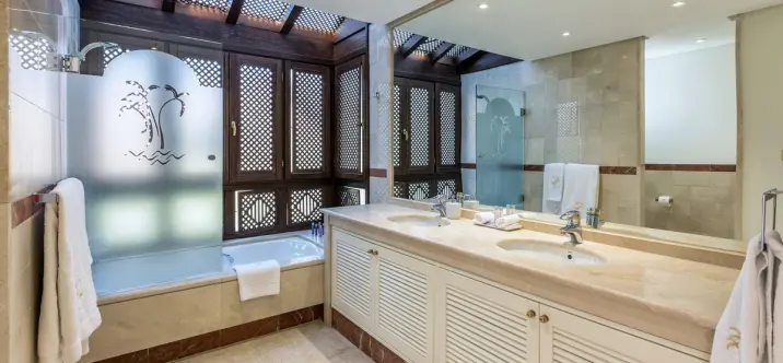 Long-term rent of penthouse duplex in Puerto Banús 3