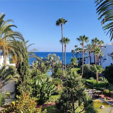 Long-term rent of penthouse duplex in Puerto Banús