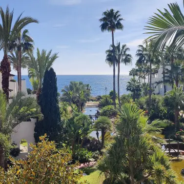 Long-term rent of penthouse duplex in Puerto Banús