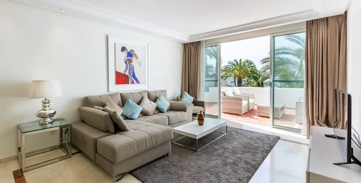 Long-term rent of penthouse duplex in Puerto Banús 7