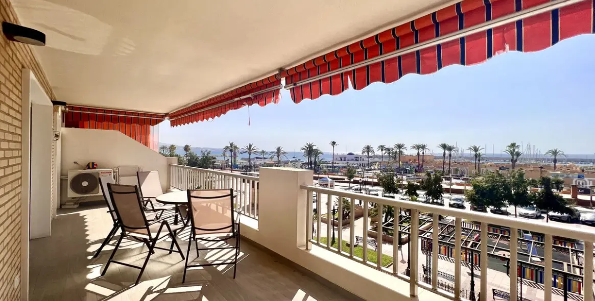 Долгосрочная аренда апартаментов на среднем этаже в Fuengirola 2