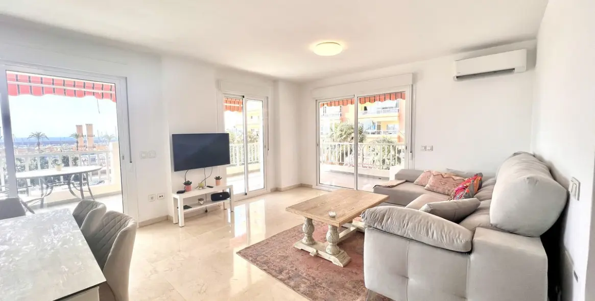 Долгосрочная аренда апартаментов на среднем этаже в Fuengirola 10