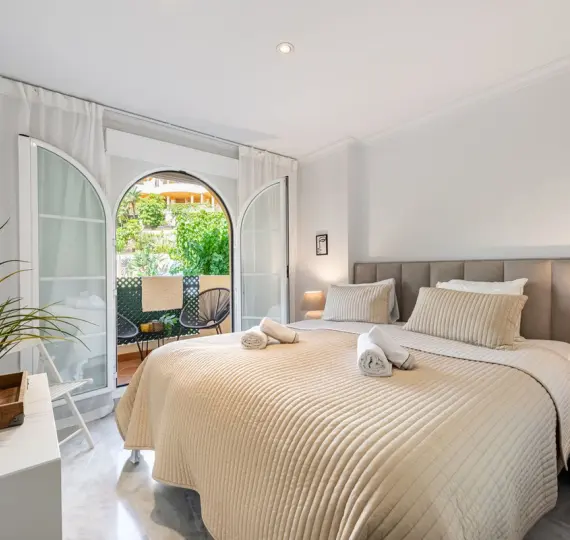 Short-term rent of middle floor apartment in Nueva Andalucía