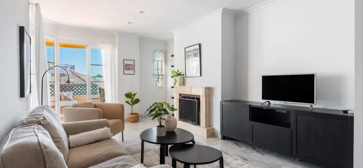 Short-term rent of middle floor apartment in Nueva Andalucía 4