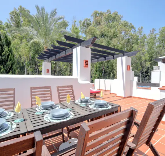 Short-term rent of ground floor apartment in Estepona