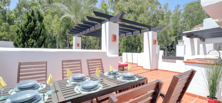 Short-term rent of ground floor apartment in Estepona 1