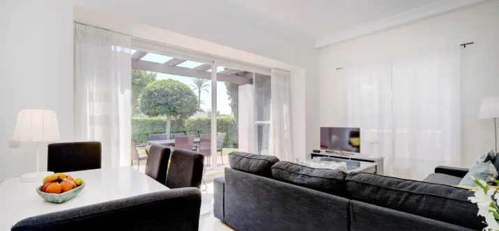 Short-term rent of ground floor apartment in Estepona 3