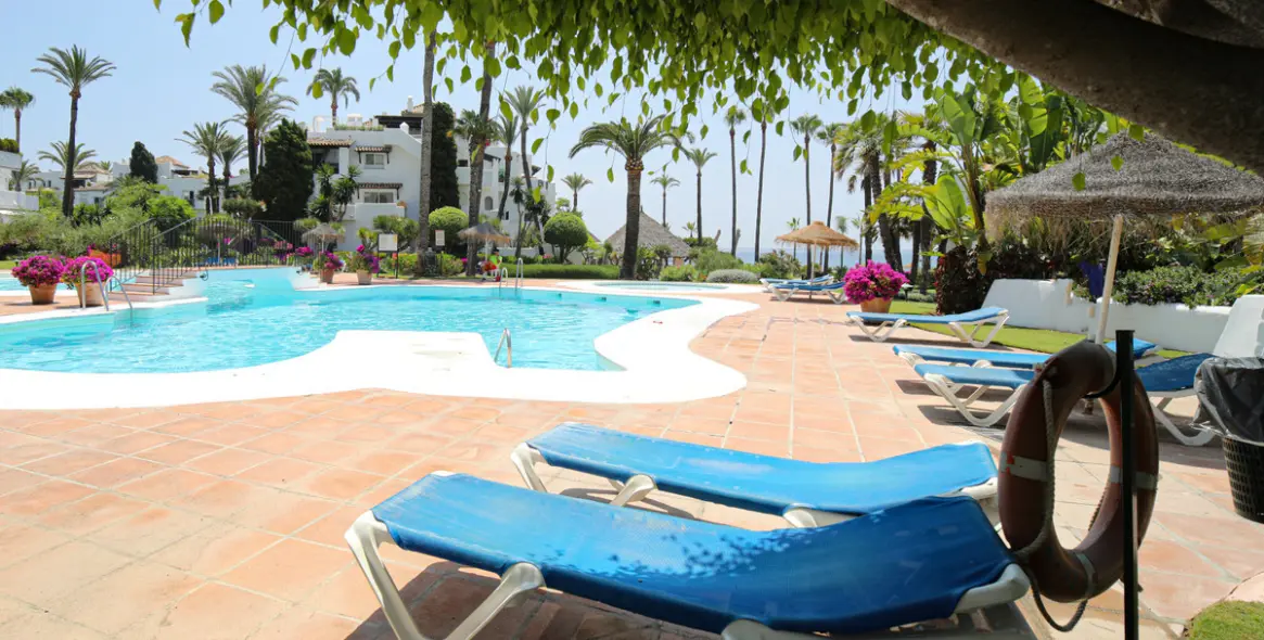 Short-term rent of ground floor apartment in Estepona 33